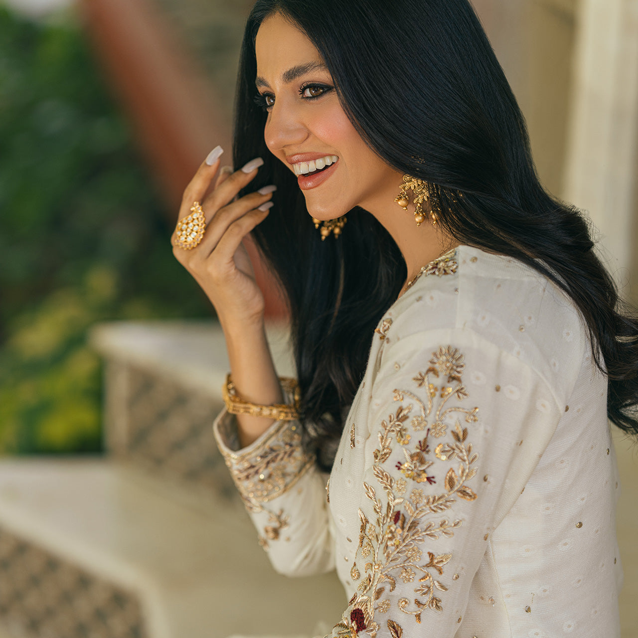 Daisy White Qalla Suit