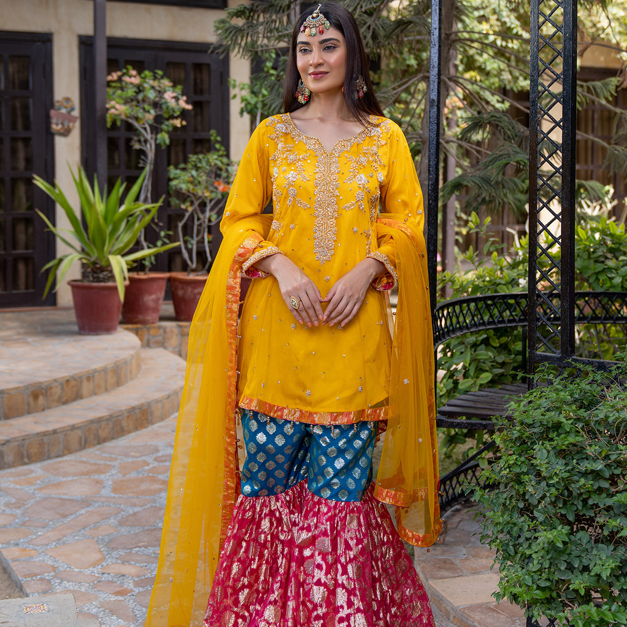 Yellow Rangreza Suit