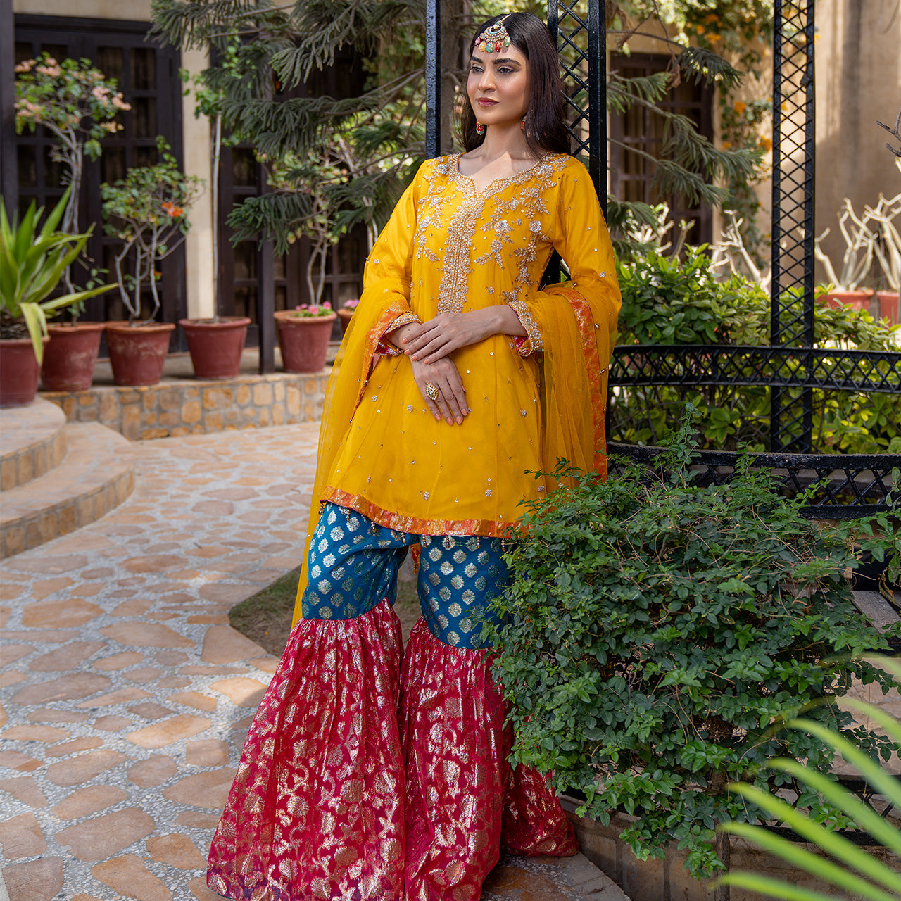 Yellow Rangreza Suit
