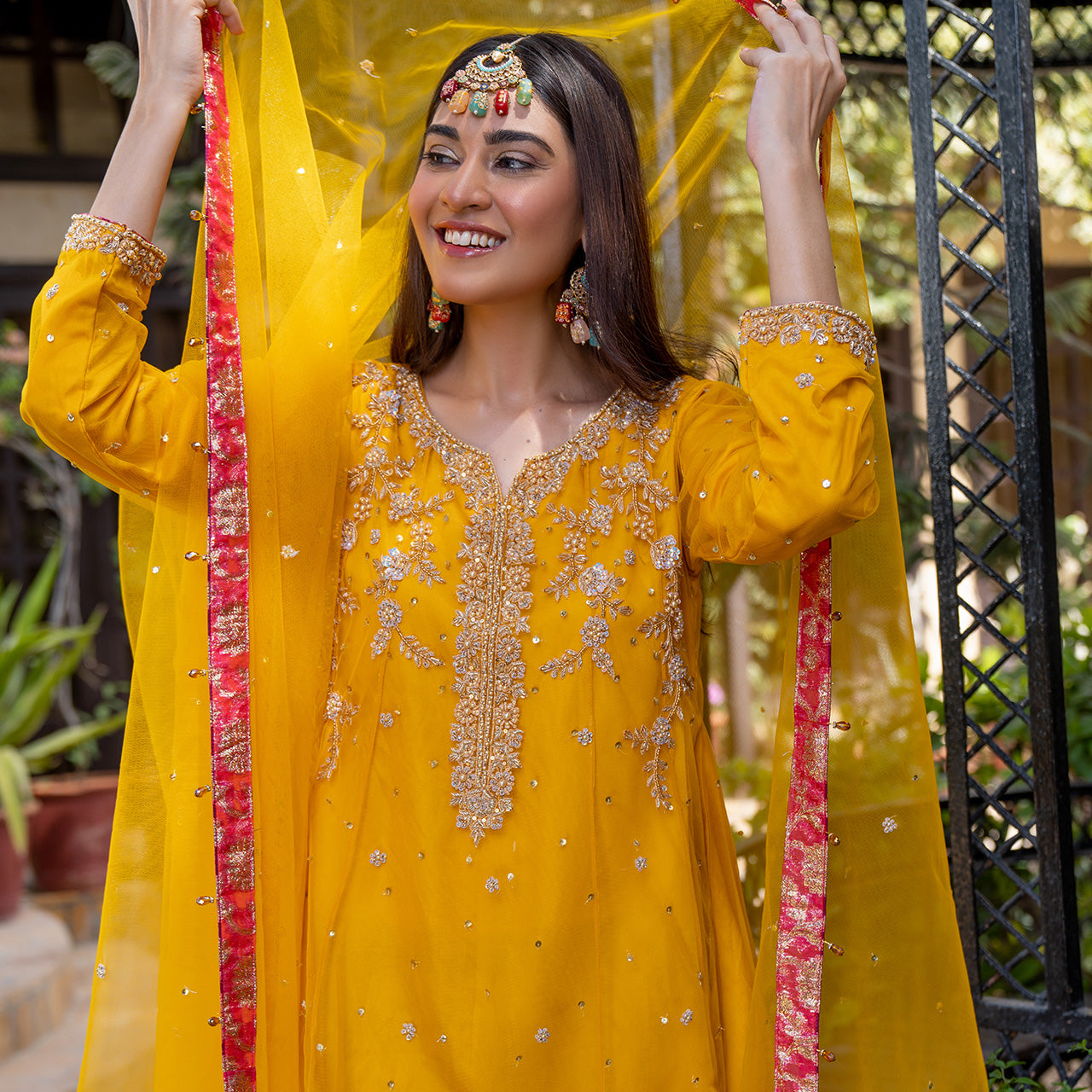 Yellow Rangreza Suit