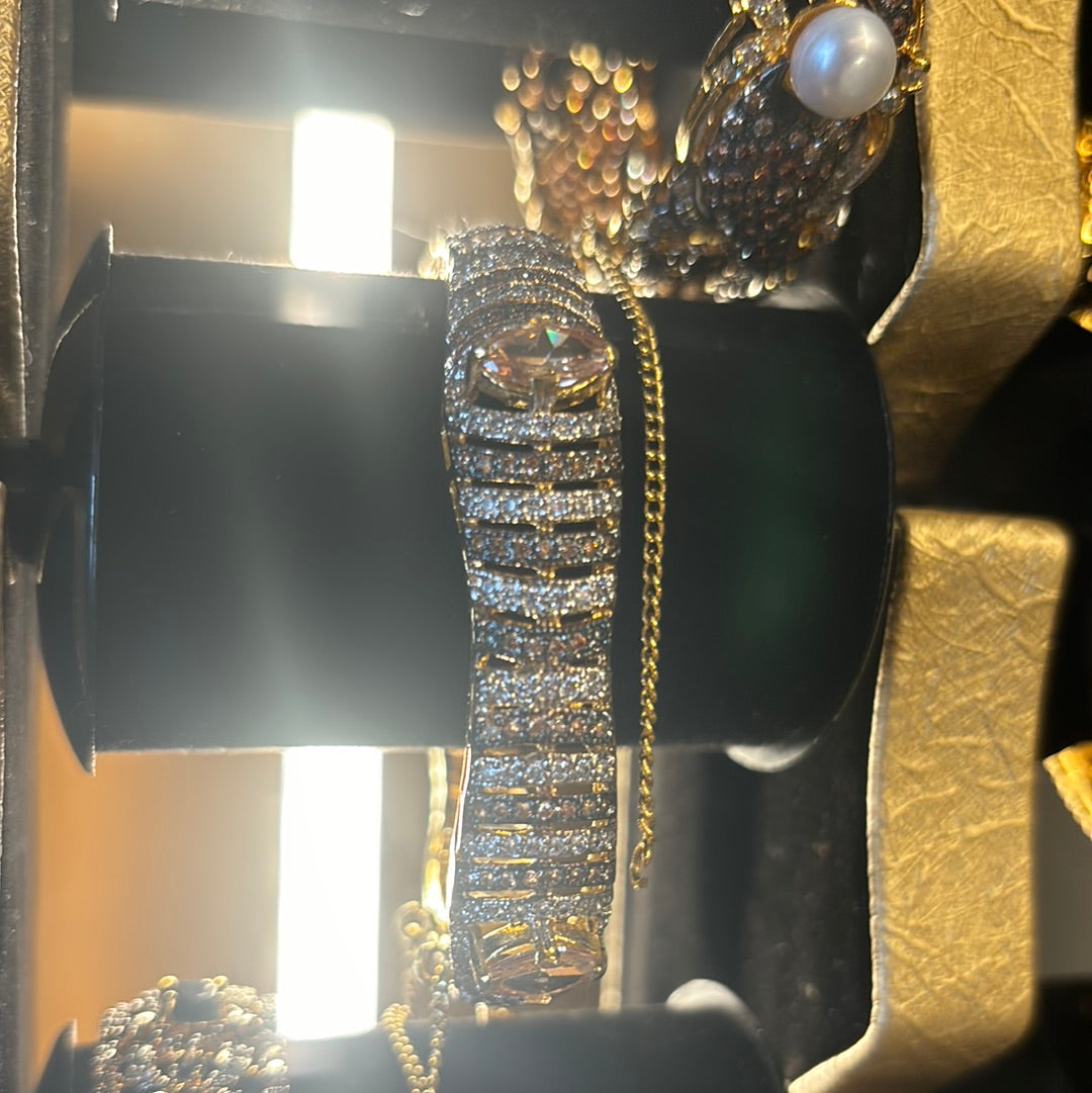 Bronze Gold and Golden diamond