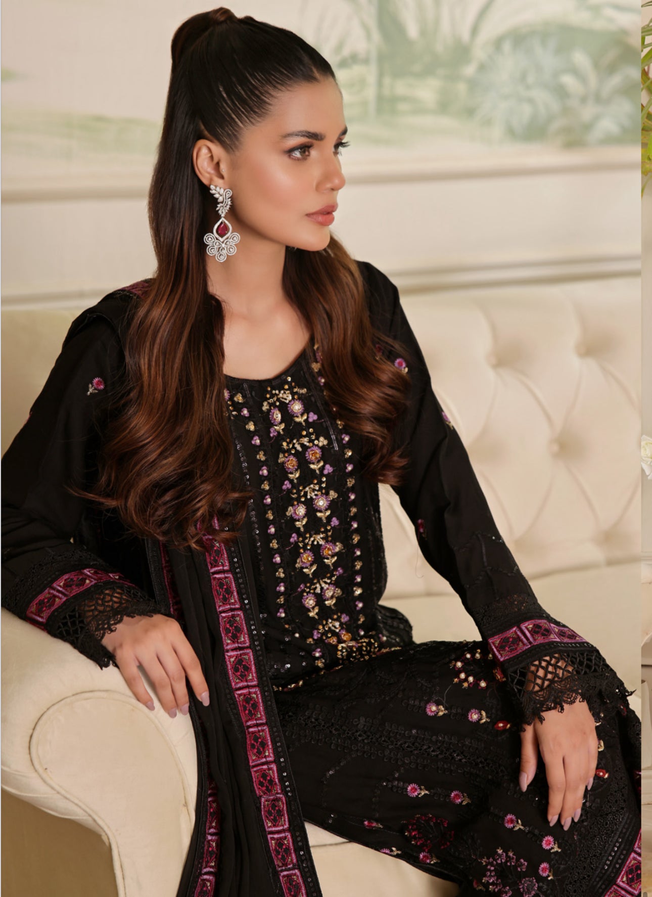 Black Elegance of Pakistan