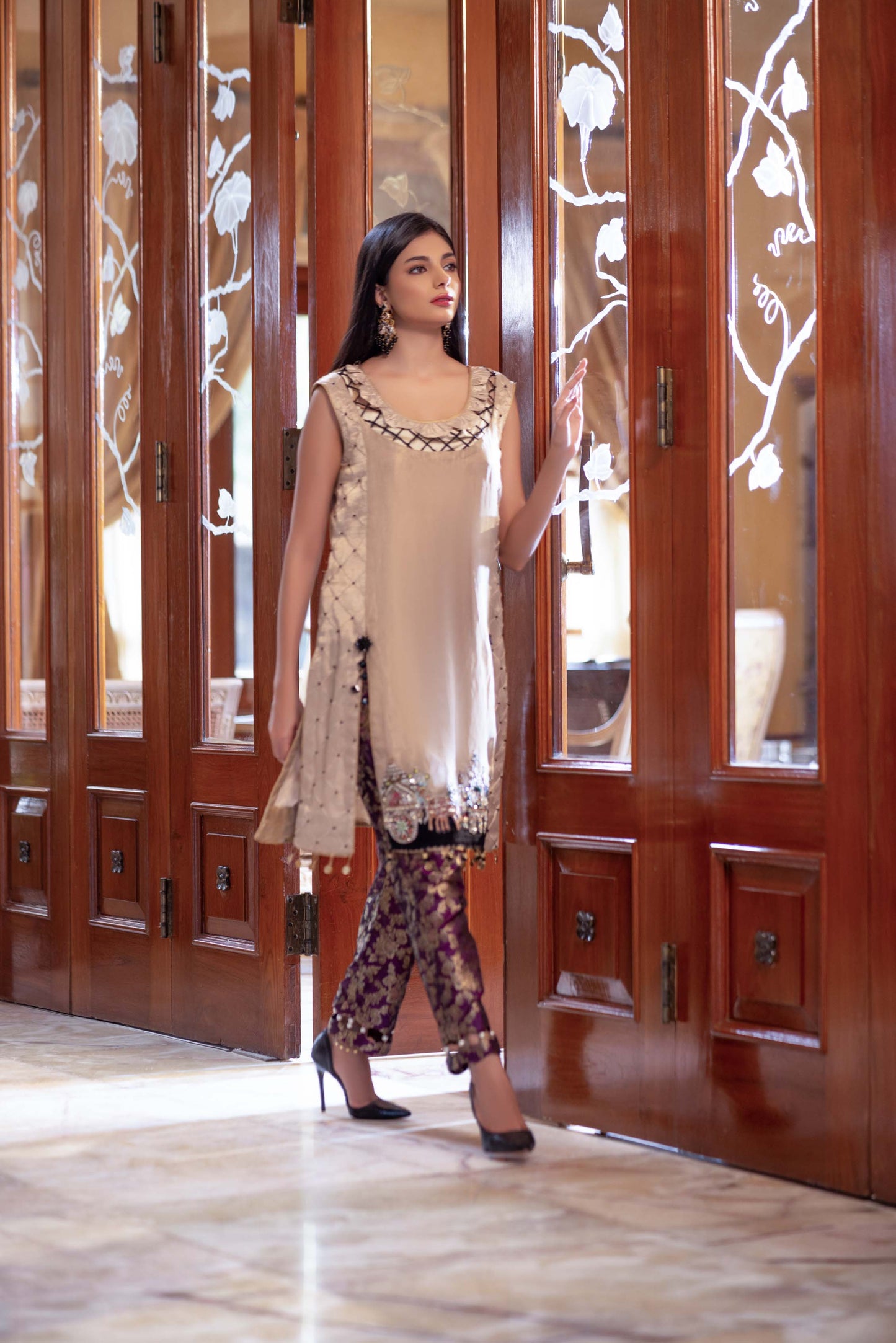 Luxury Formal 1004