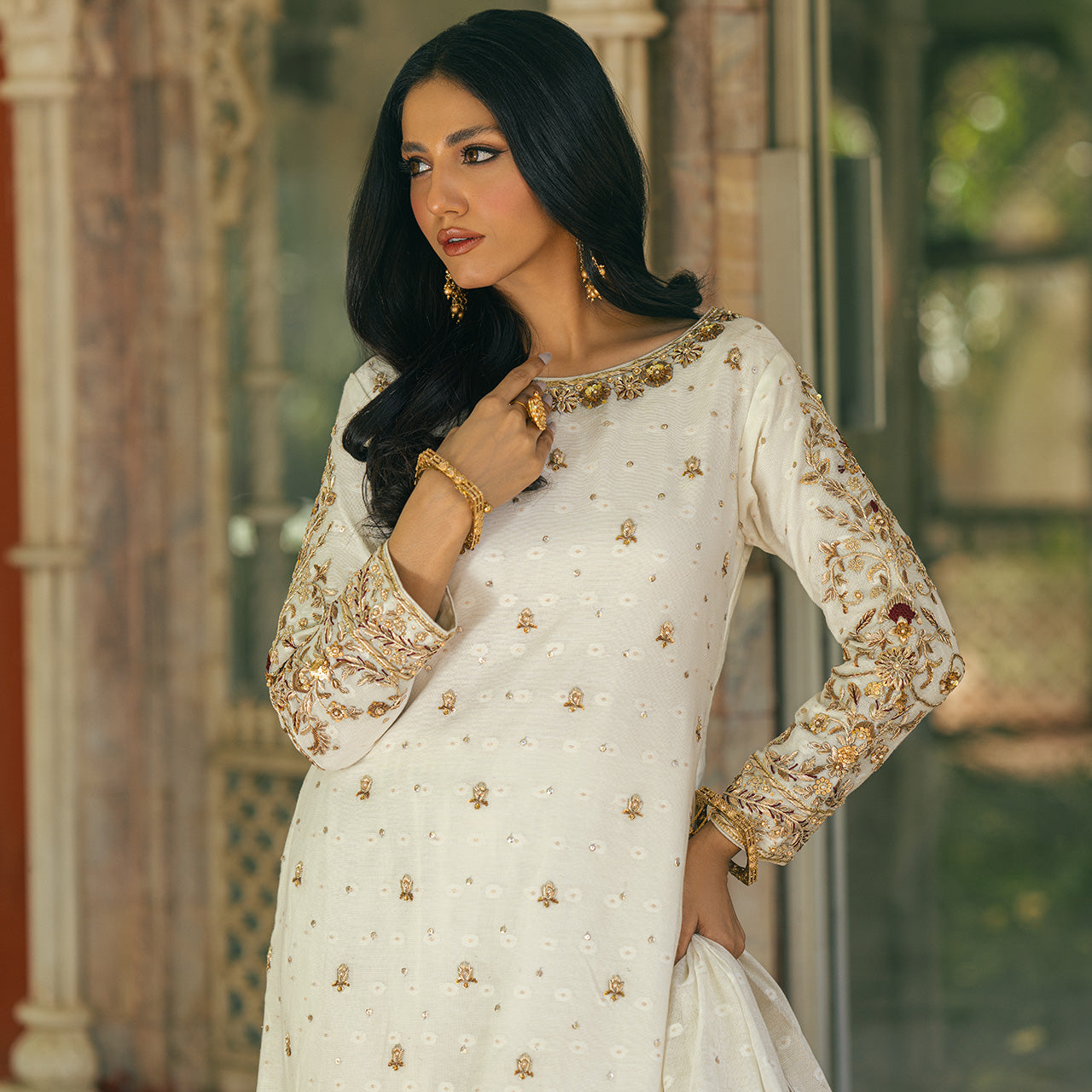 Daisy White Qalla Suit