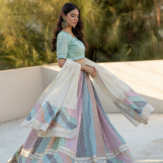 Vibrant Mohni Suit